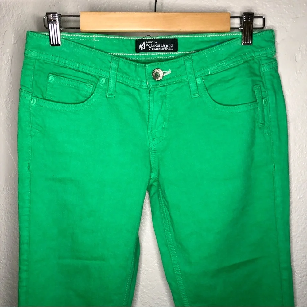 Volcom Kelly Green Straight Leg Jeans Size Junior 5 - Picture 2 of 7